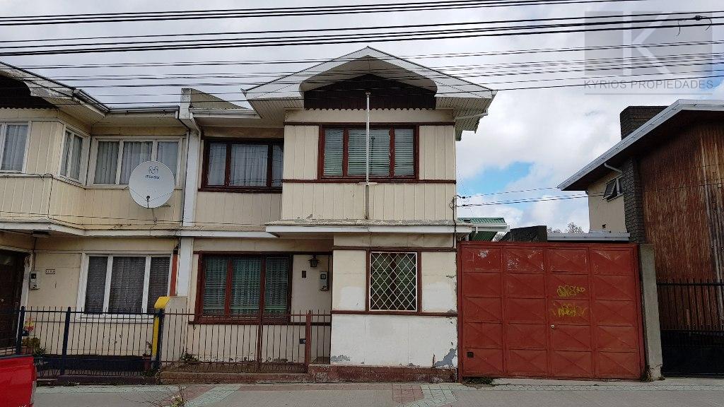 OPORTUNIDAD - CASA SECTOR CENTRO CALLE BALMACEDA