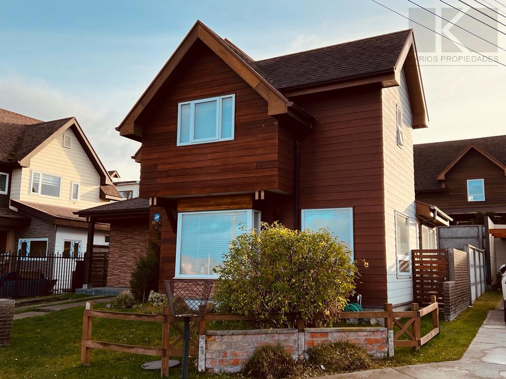 HERMOSA CASA A 600 MTS DE HOSPITAL CLÍNICO